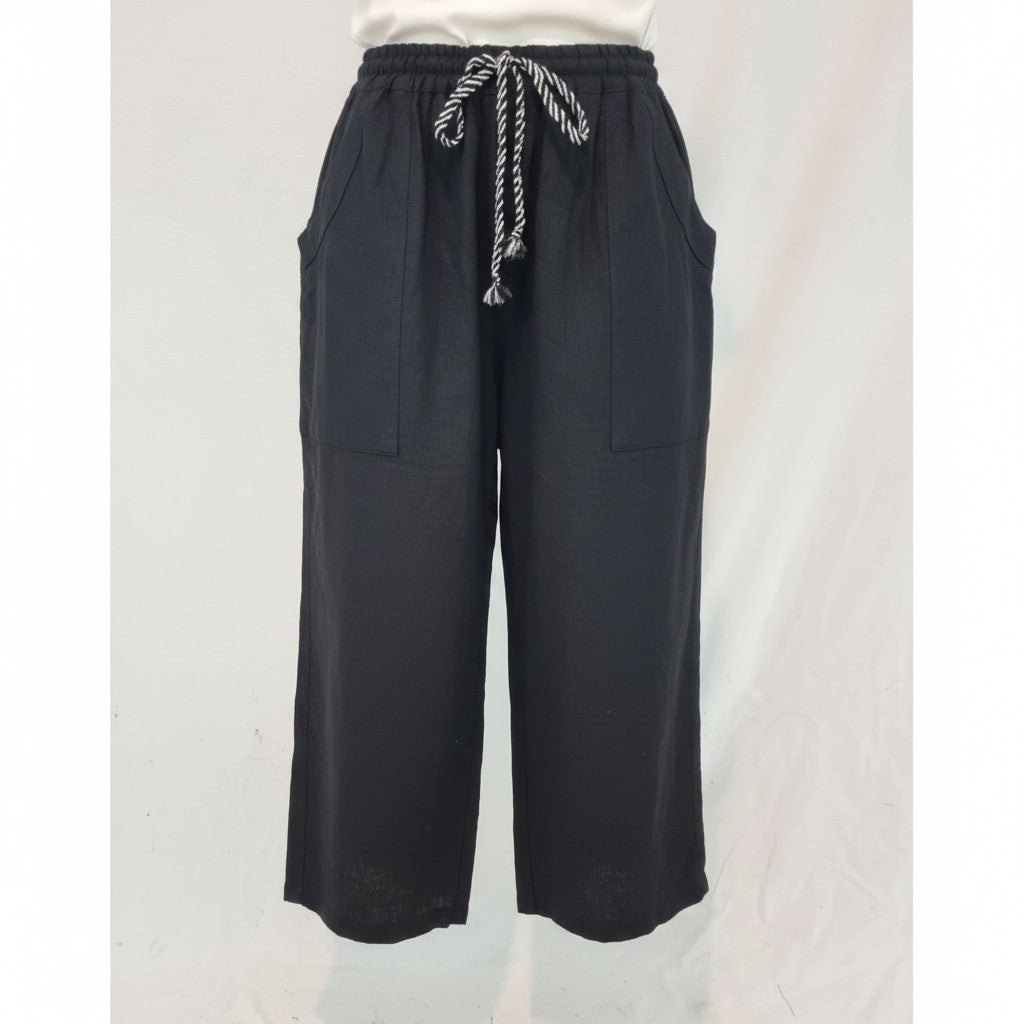 Wide leg linen capri with adjustable drawcord